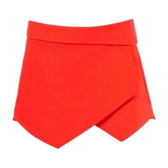 Zara Women’s Red Skort With Asymmetrical Hem - Picture 4 of 7